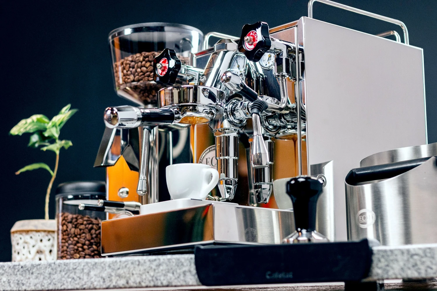 ECM Angled Bottomless Portafilter 5 ECM Angled Bottomless Portafilter