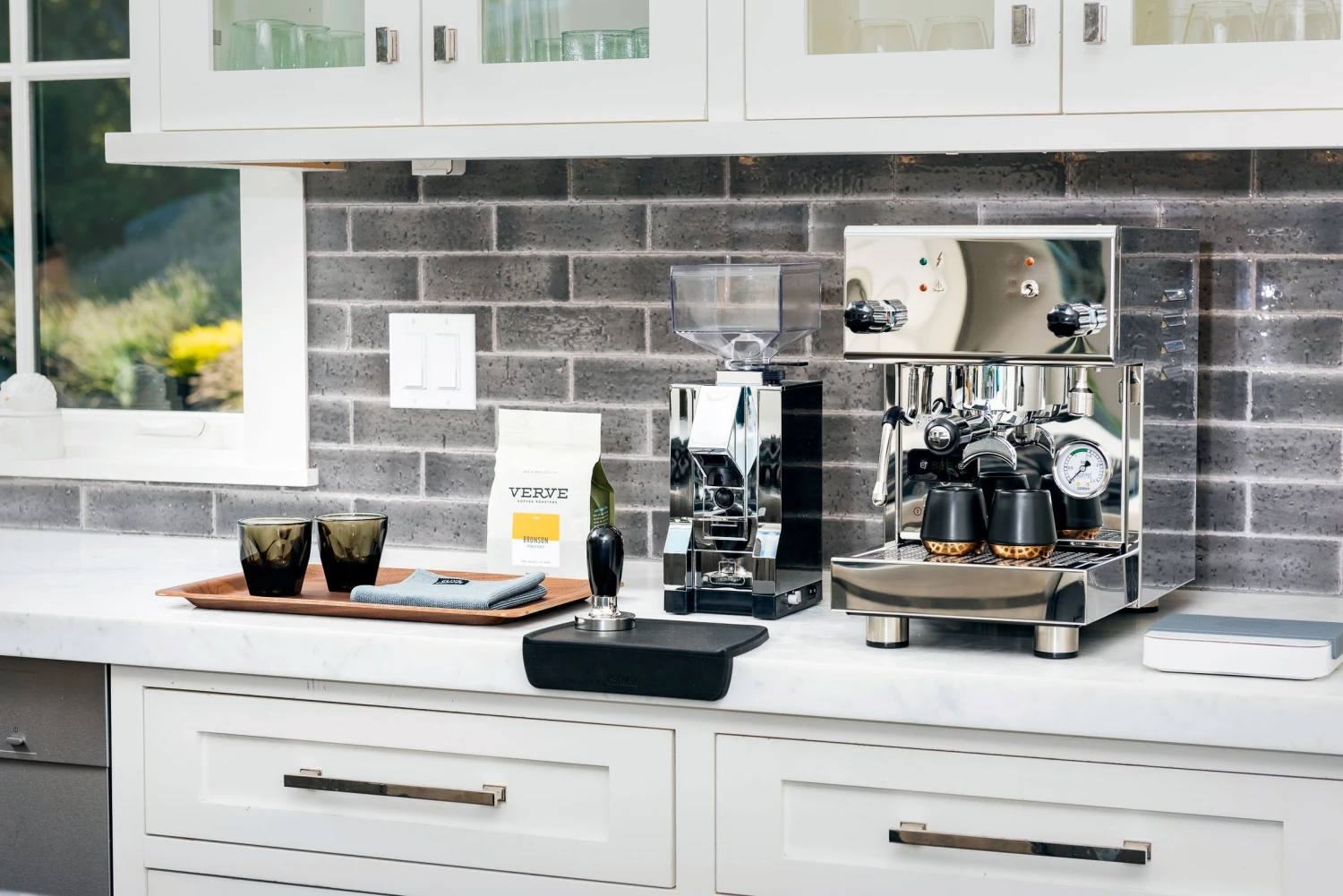 Profitec Pro 300 Dual Boiler Espresso Machine Profitec Pro 300 Dual Boiler Espresso Machine